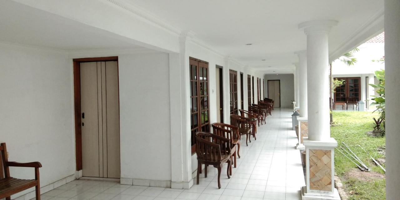 Hotel Sanashtri By Shm Bonorejo Eksteriør billede